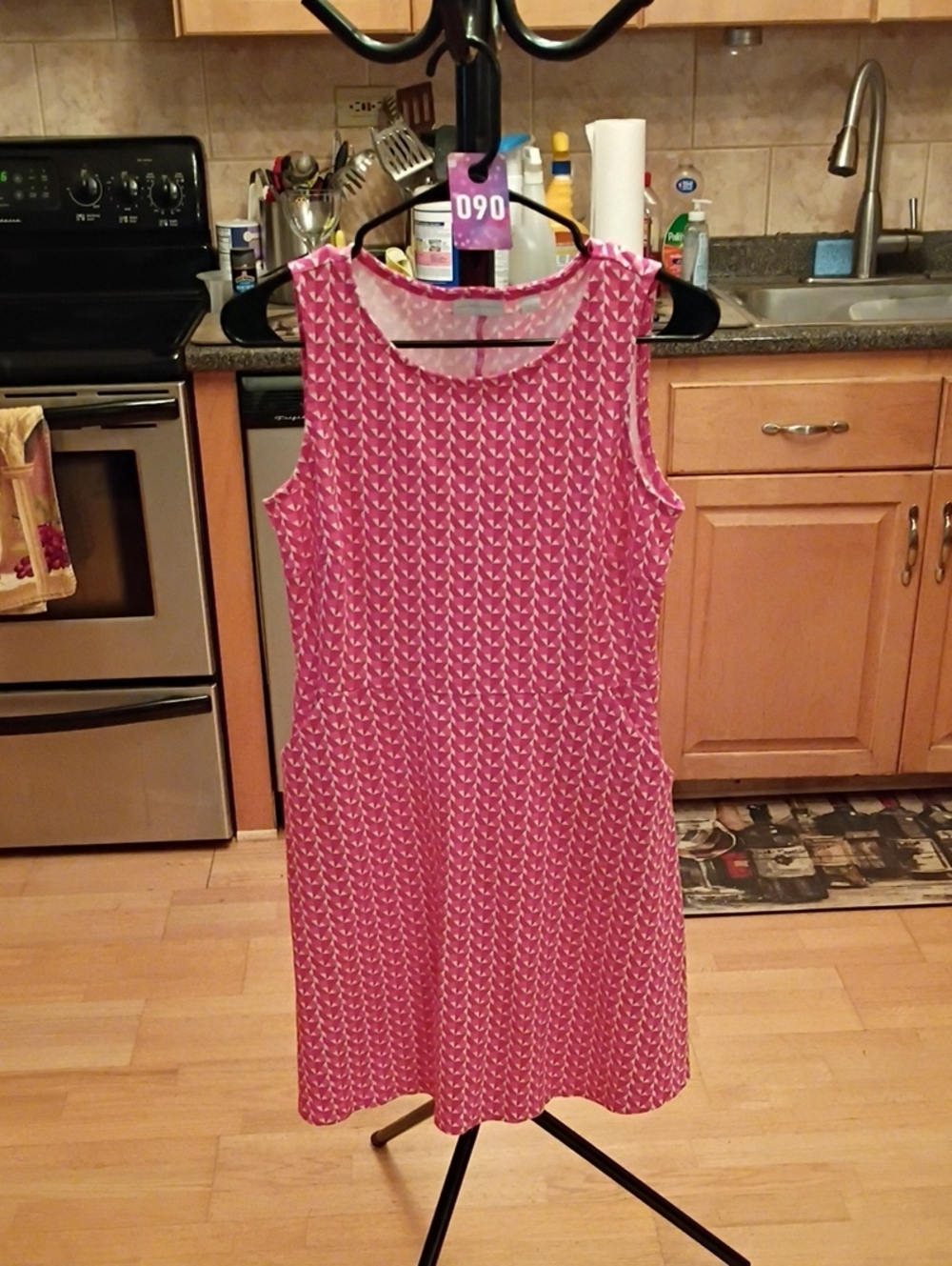 New York & Company Pink Geometric Sleeveless Shift Dress